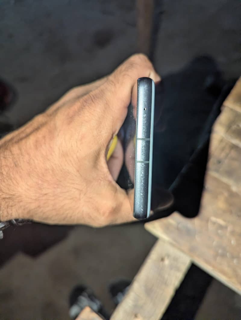 Google Pixel 7a 4