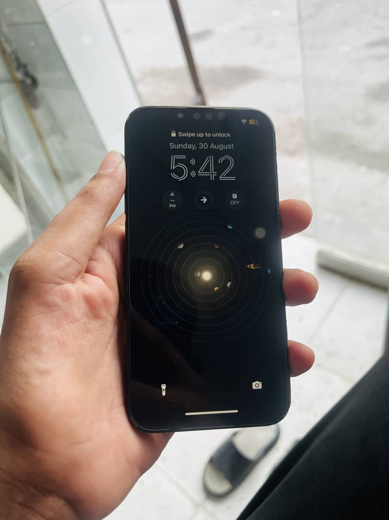 Apple iPhone 13 2