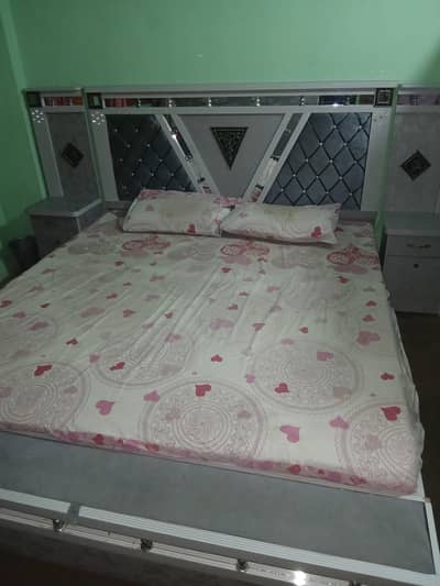 bedroom set