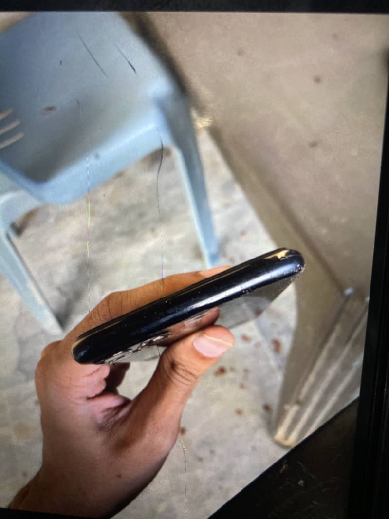 Apple iPhone 11 Pro Max 3