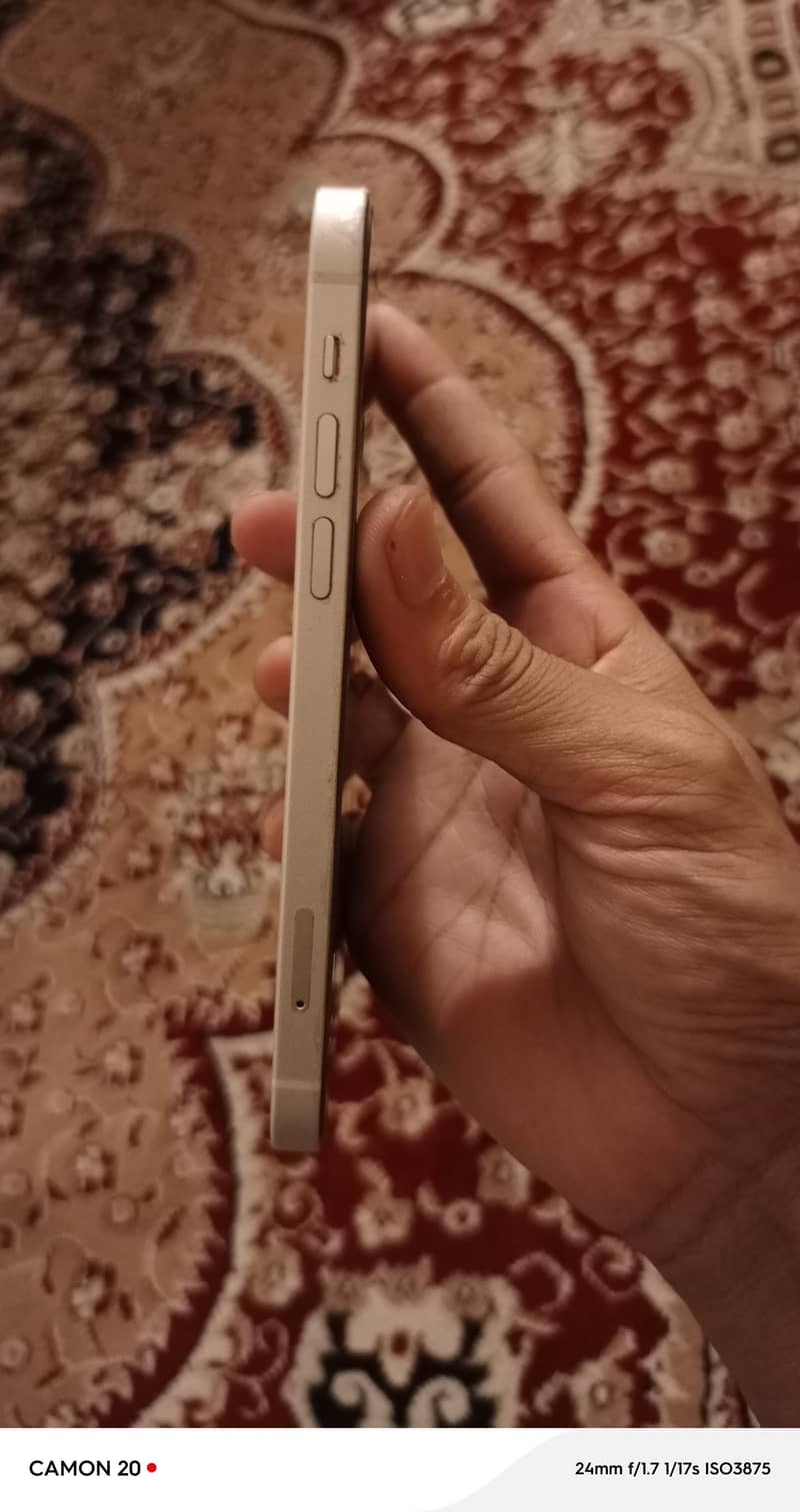Apple iPhone 12 2