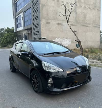 Toyota Aqua 2013