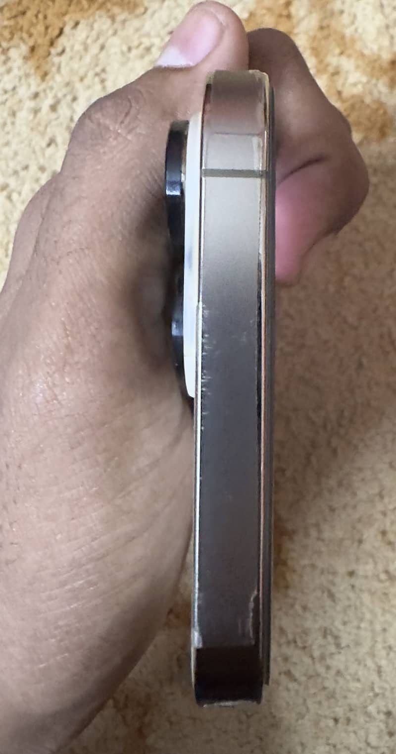 Apple iPhone 14 Pro Max 3