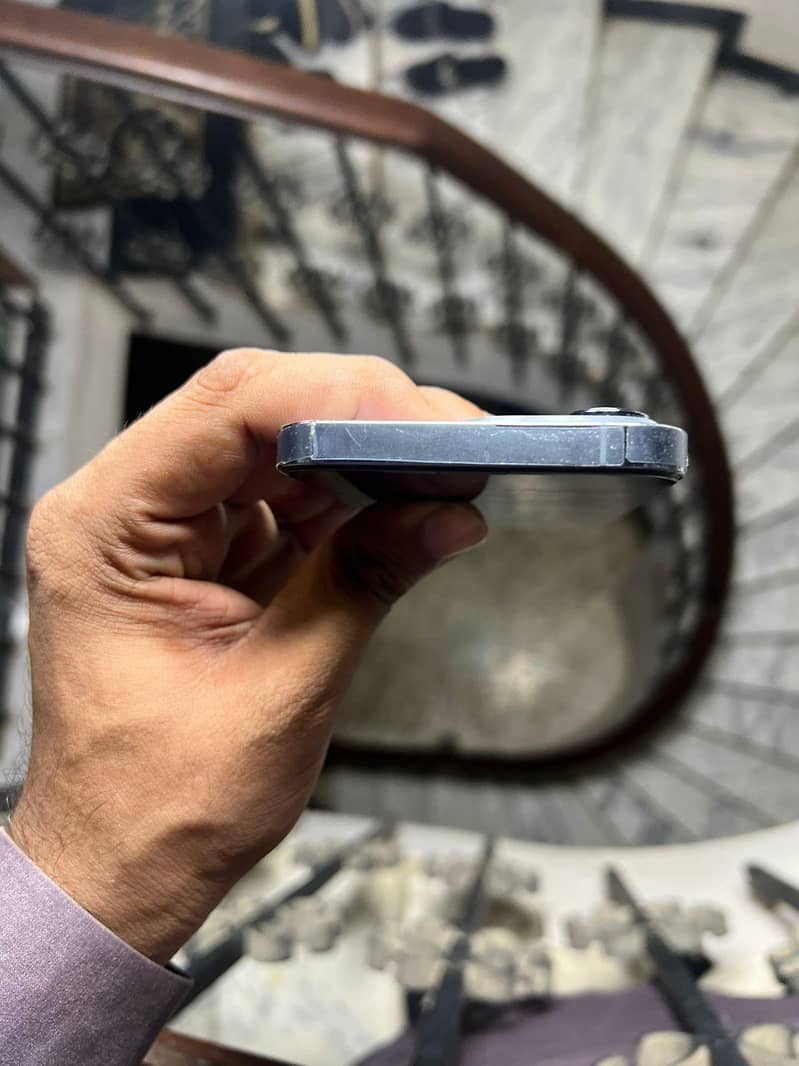 Apple iPhone 13 Pro 5