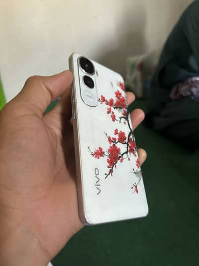 Vivo Y400