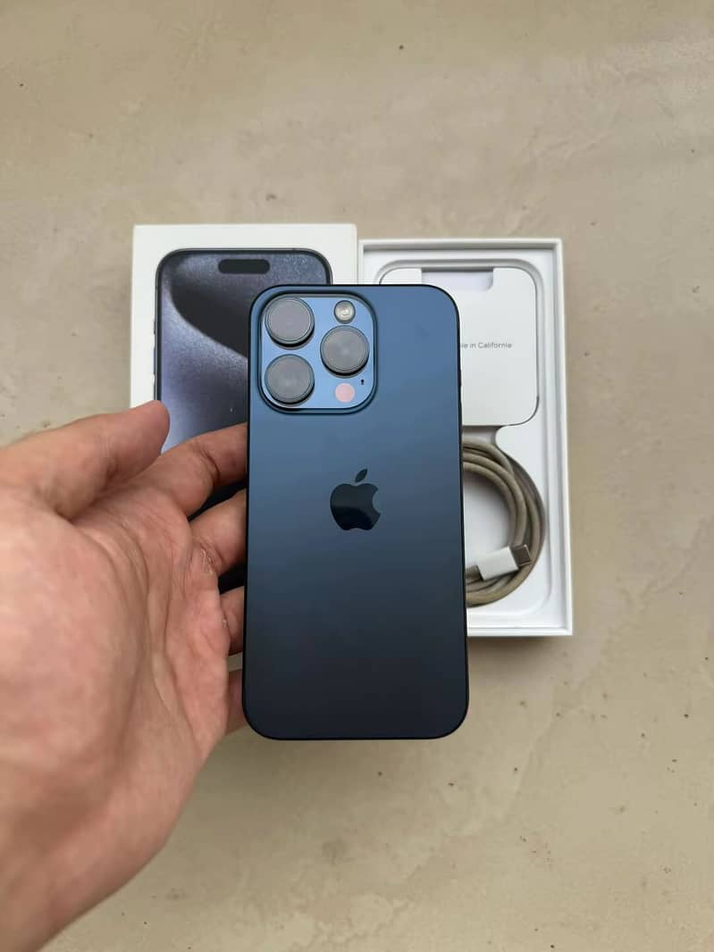 Apple iPhone 15 Pro 0