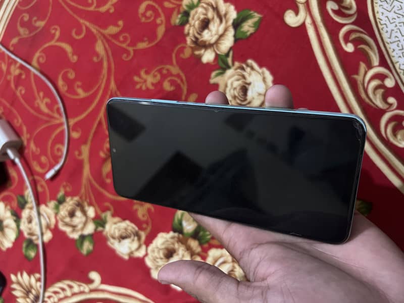 Realme C15 0