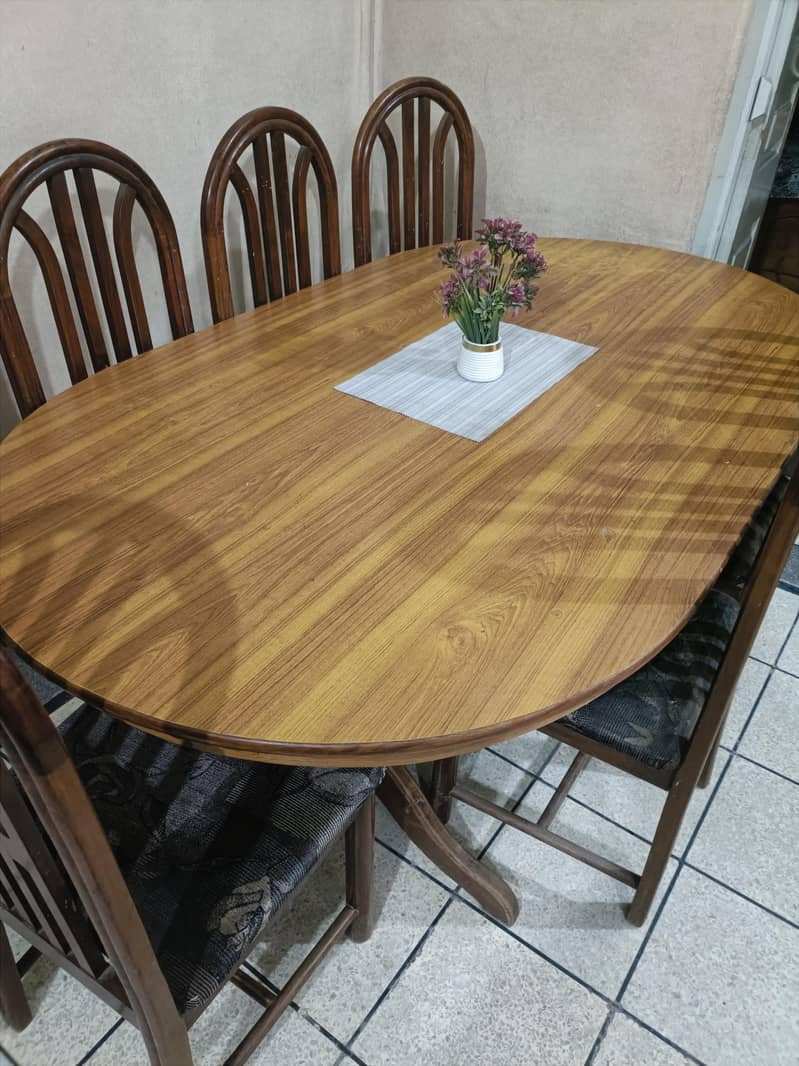 Dining table Set With 6 Chairs 1