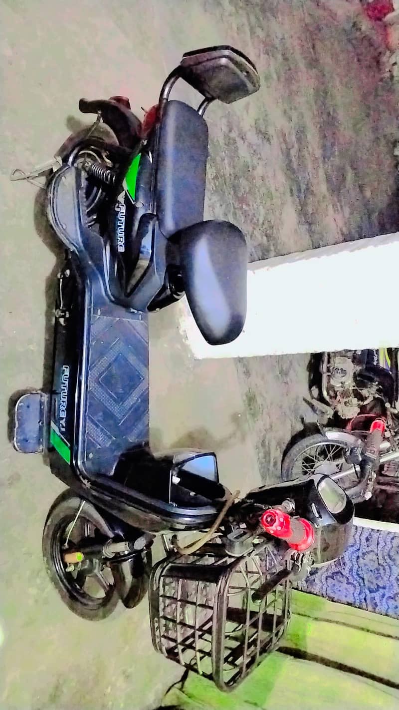 YJ FUTURE INDUS 4