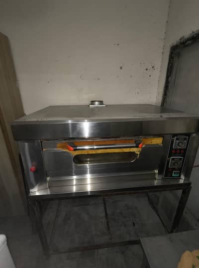 oven, fryer, 3 working tables, deep freezer, varioline freezer chiller