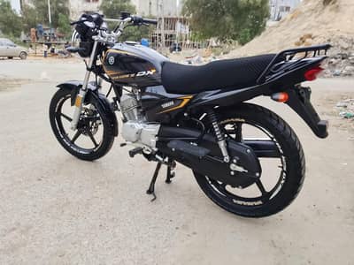 YAMAHA YB125Z DX
