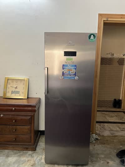 Dawlance VF 1045 CVT Convertible Freezer/ Refrigerator 290L