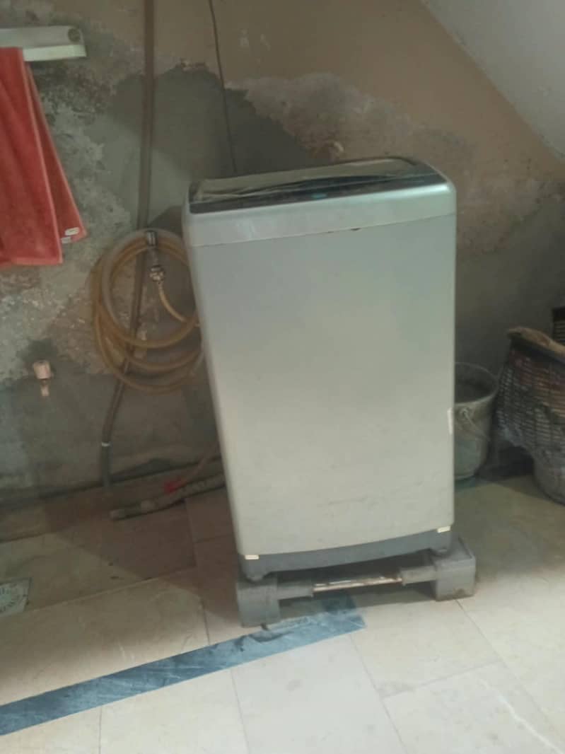 Haier Automatic washing machine 3