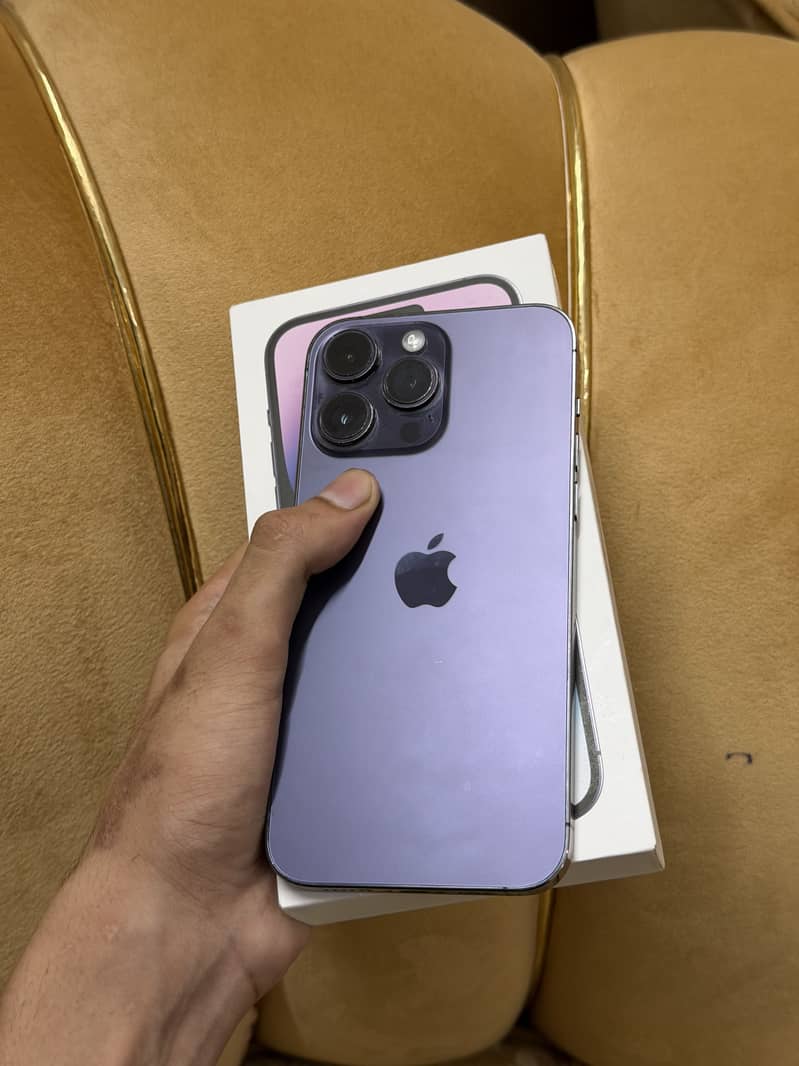 Apple iPhone 14 Pro Max 0