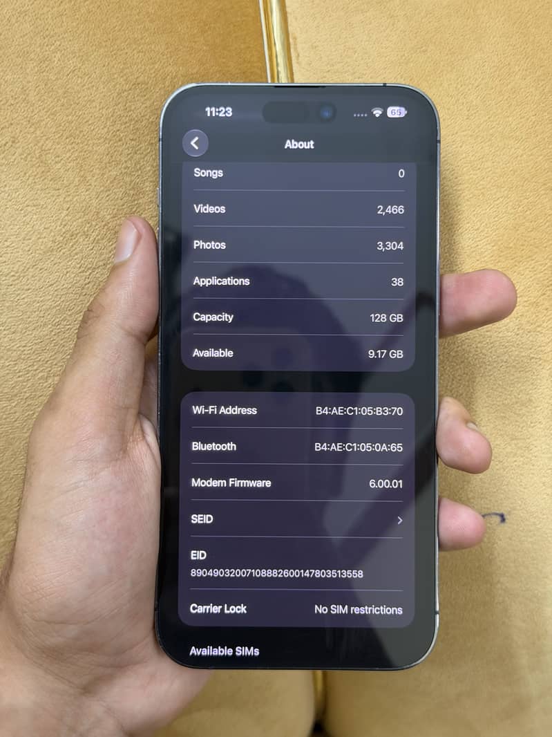 Apple iPhone 14 Pro Max 1