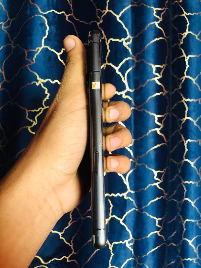 Google Pixel 7 4
