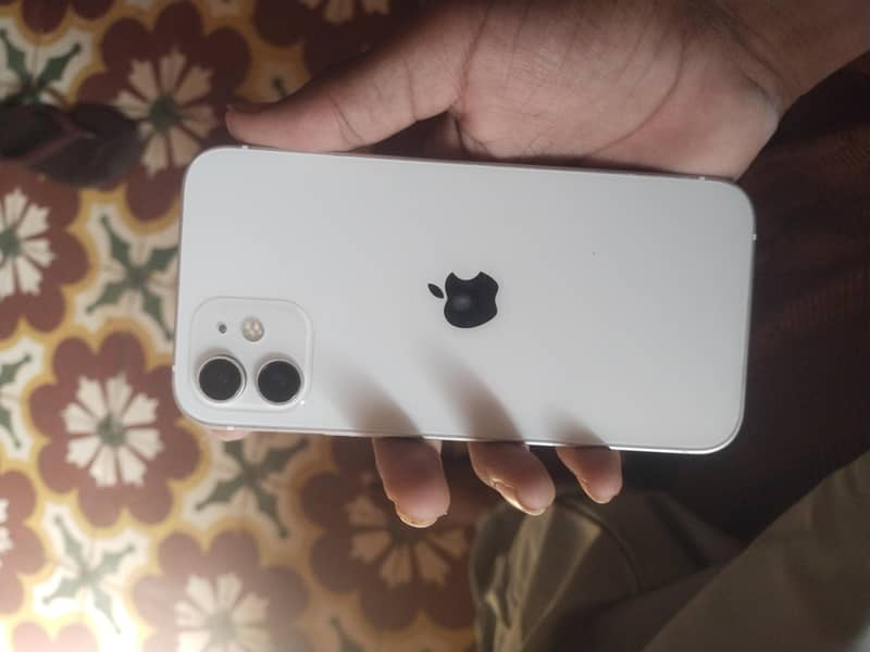 Apple iPhone 12 0