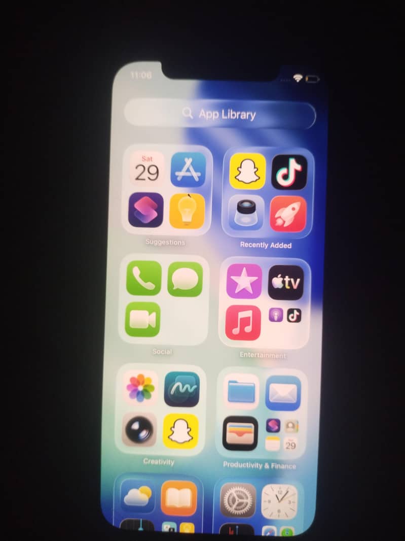 Apple iPhone 12 4