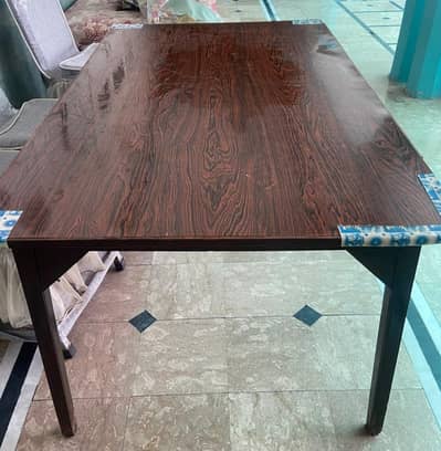 Dining table extra large size