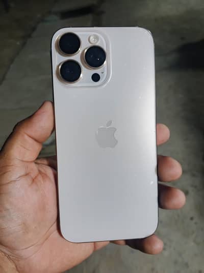 Apple iPhone 16 Pro Max