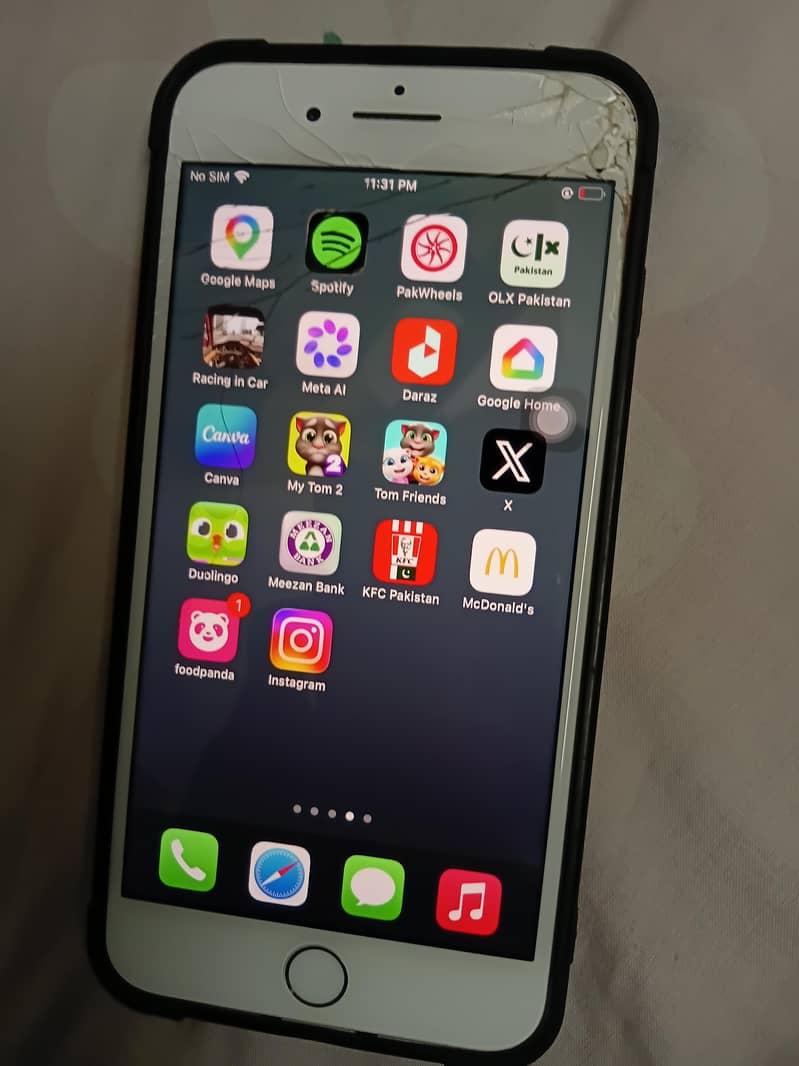 Apple iPhone 8 Plus 5