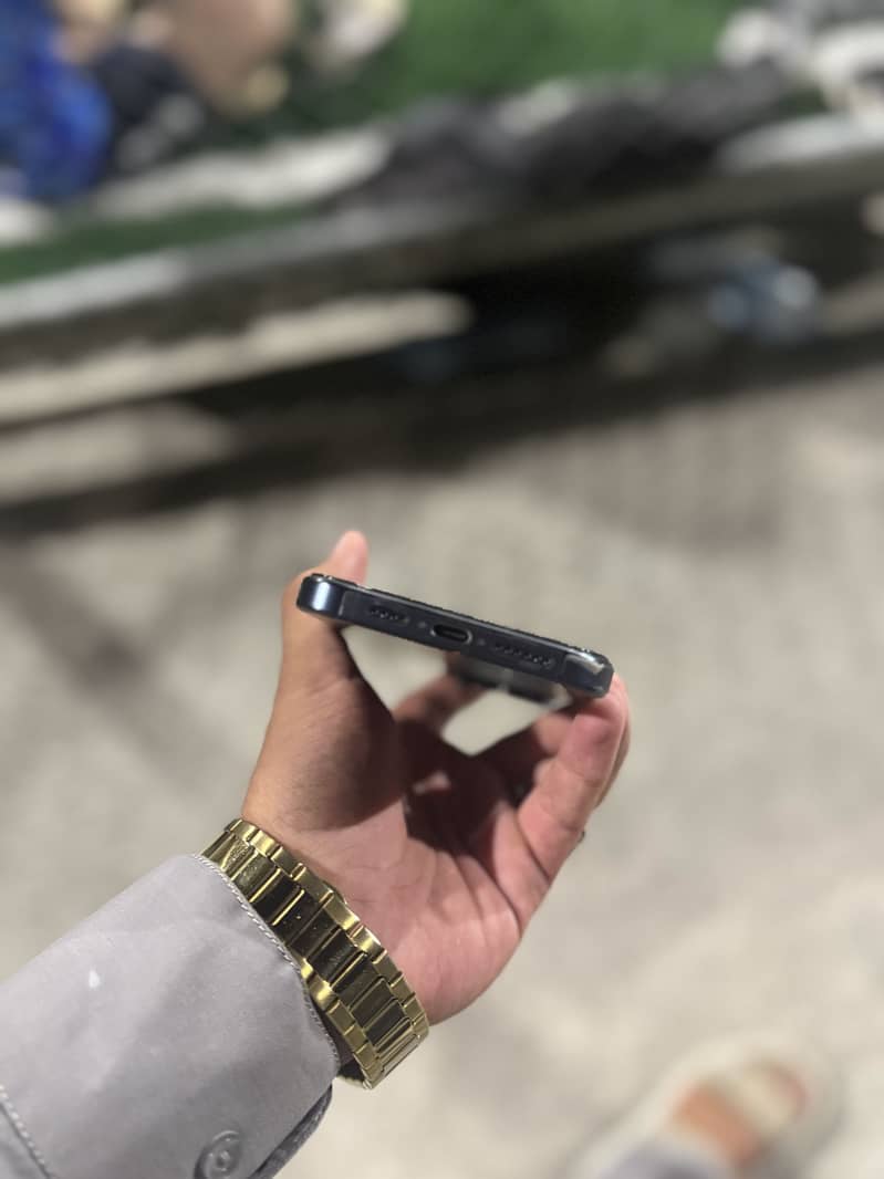 Apple iPhone 15 Pro Max 1