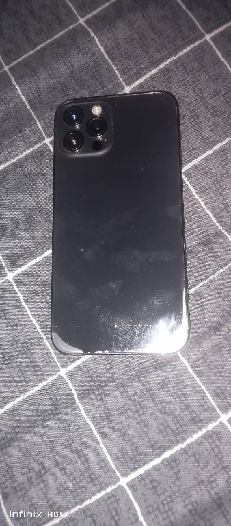 Apple iPhone 12 Pro 1