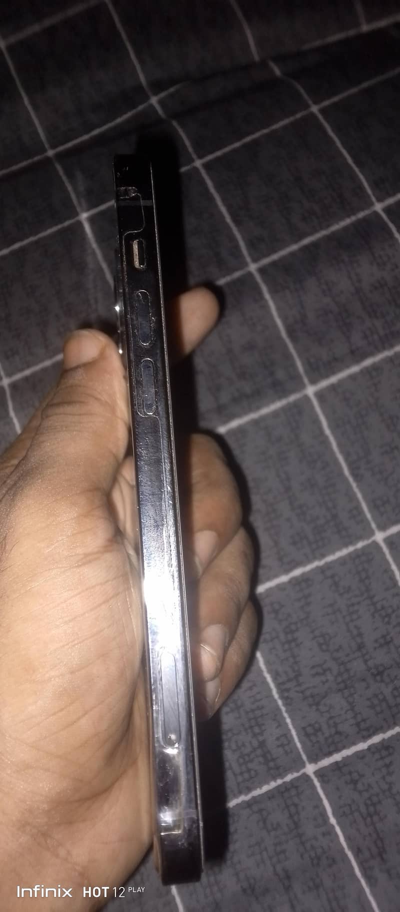 Apple iPhone 12 Pro 2