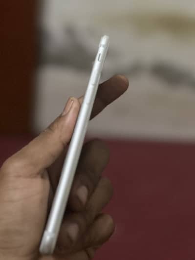 Apple iPhone 7