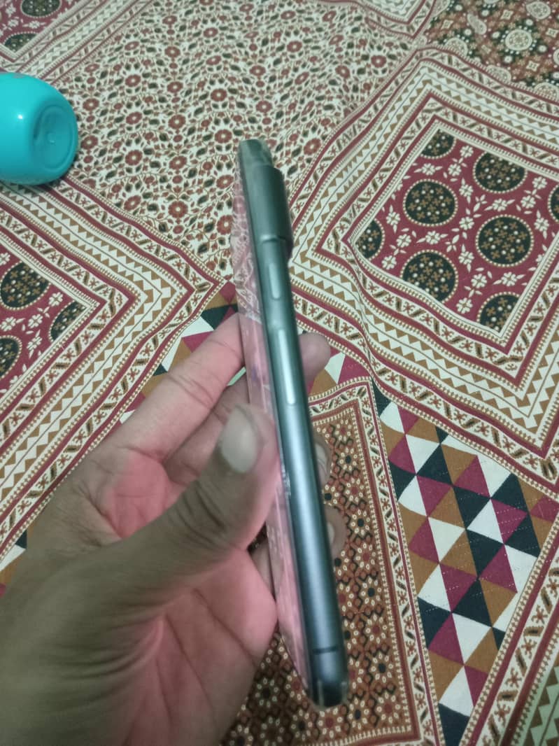 Google pixel 8 1