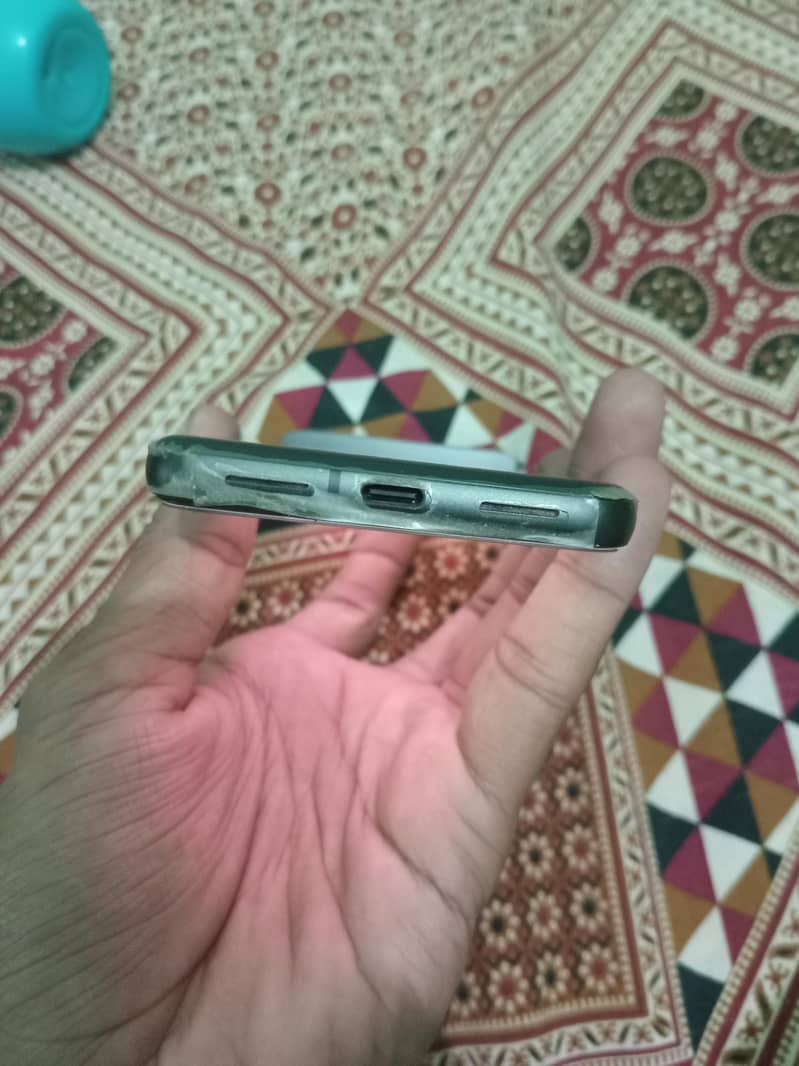 Google pixel 8 3