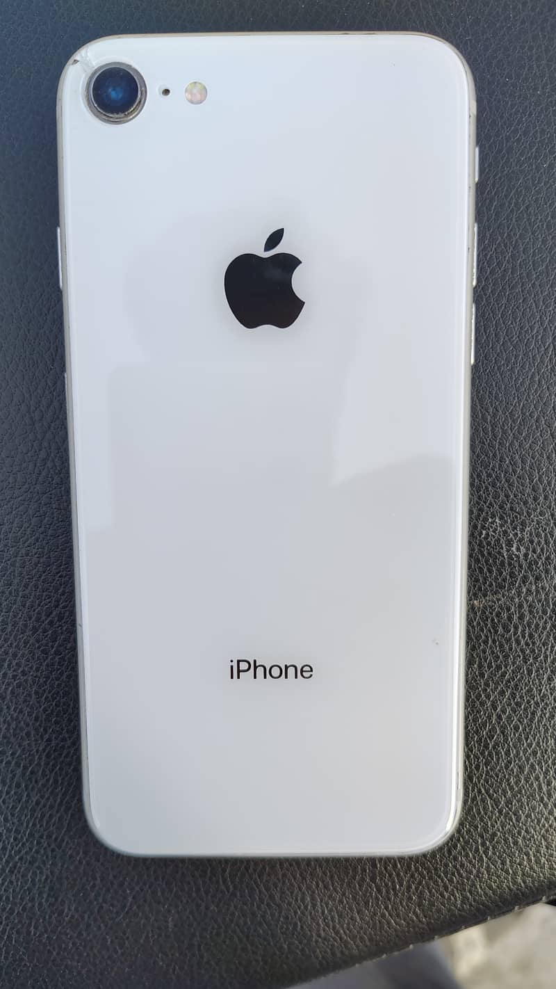 Apple iPhone 8 1