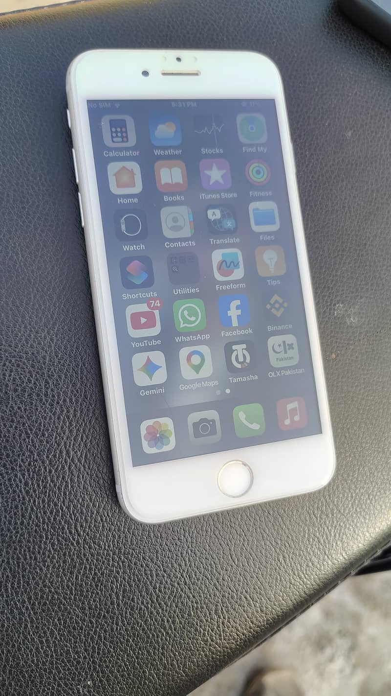 Apple iPhone 8 4