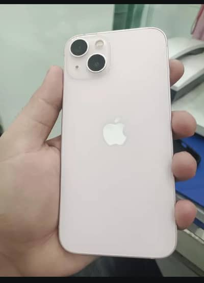 Apple iPhone 13