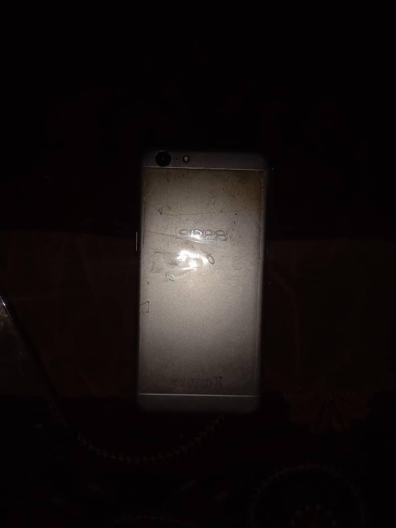 OPPO A57 4