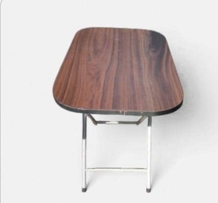 FOLDING TABLES 5