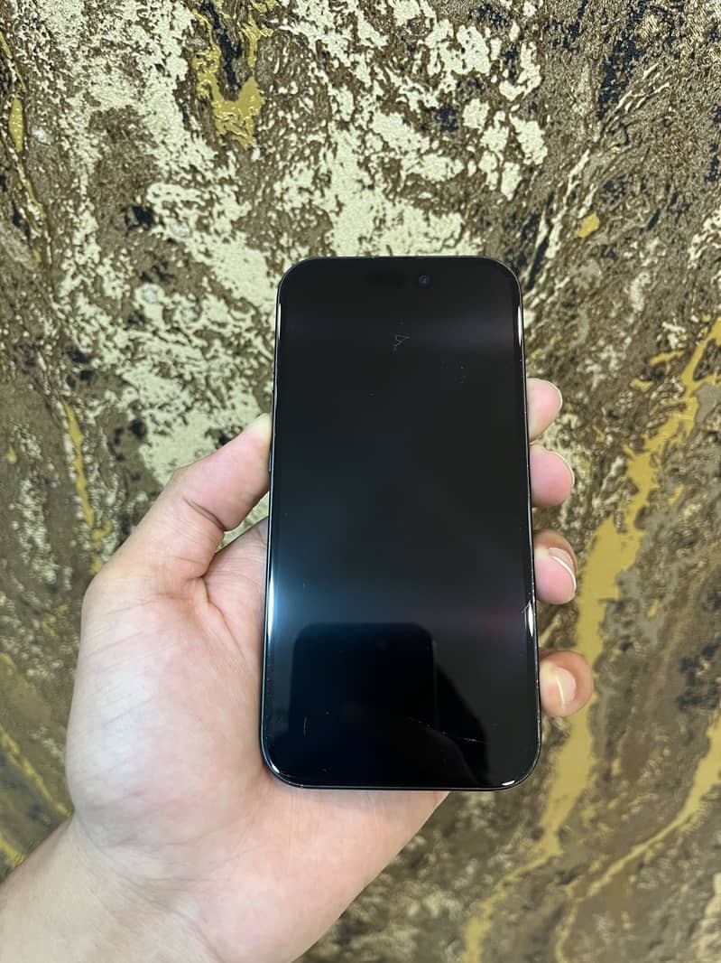 Apple iPhone 15 2
