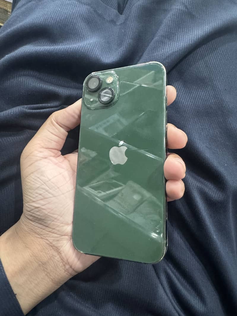 Apple iPhone 13 0