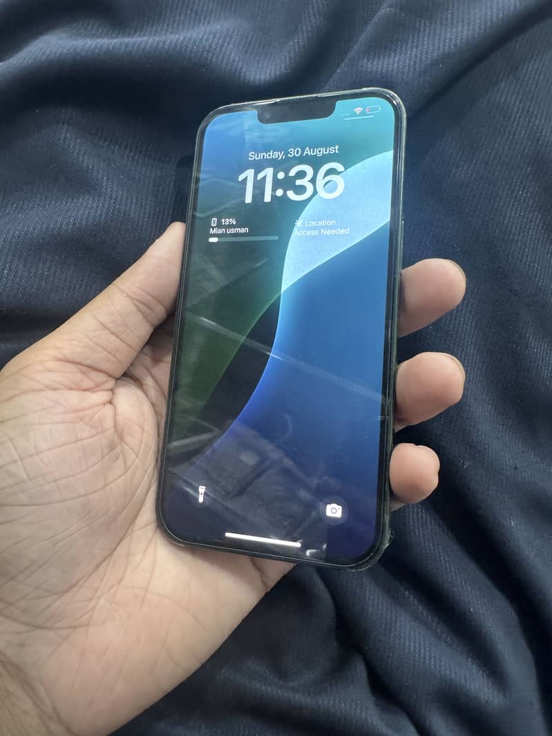 Apple iPhone 13 1