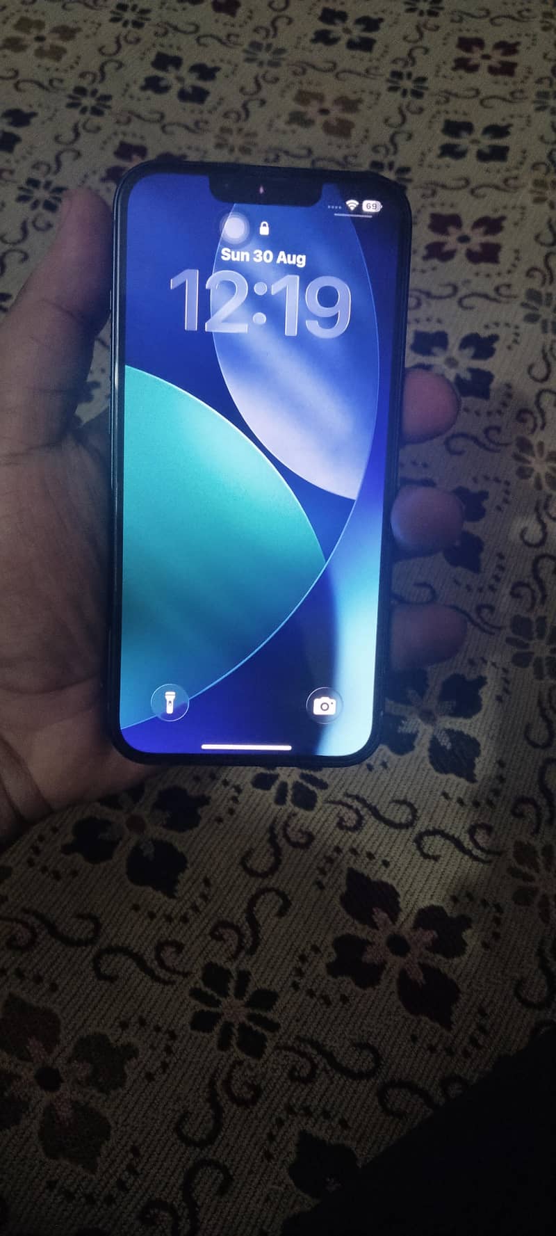 Apple iPhone 13 5