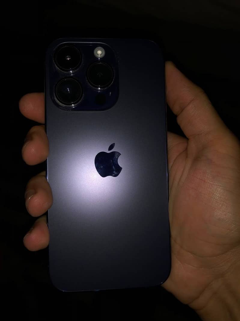 Apple iPhone 14 Pro 2
