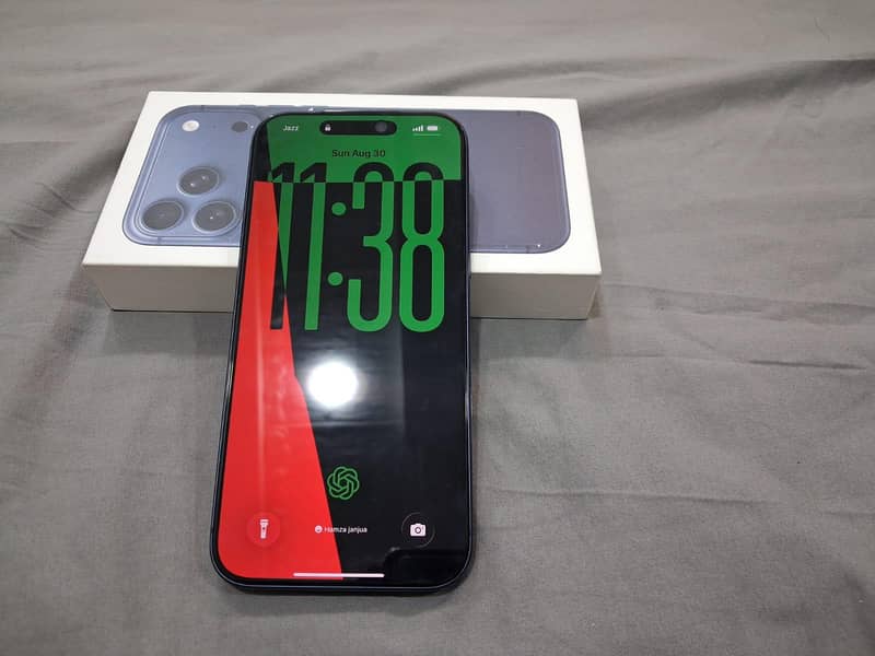 Apple iPhone 17 Pro Max 4