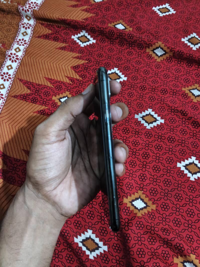 Apple iPhone X 1
