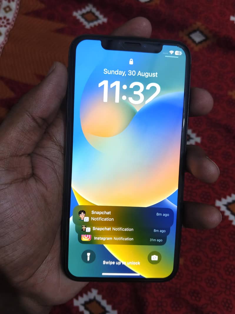 Apple iPhone X 3