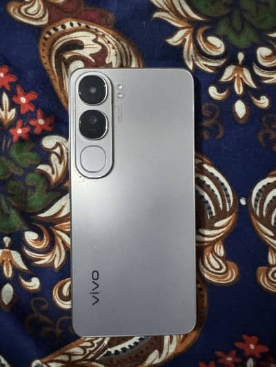 Vivo Y200