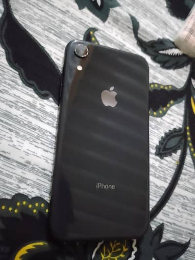 Apple iPhone XR