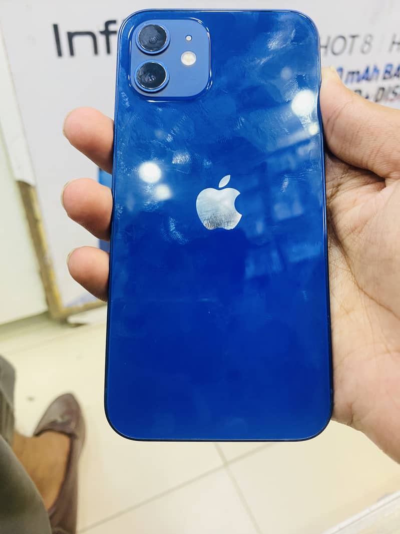Apple iPhone 12 1