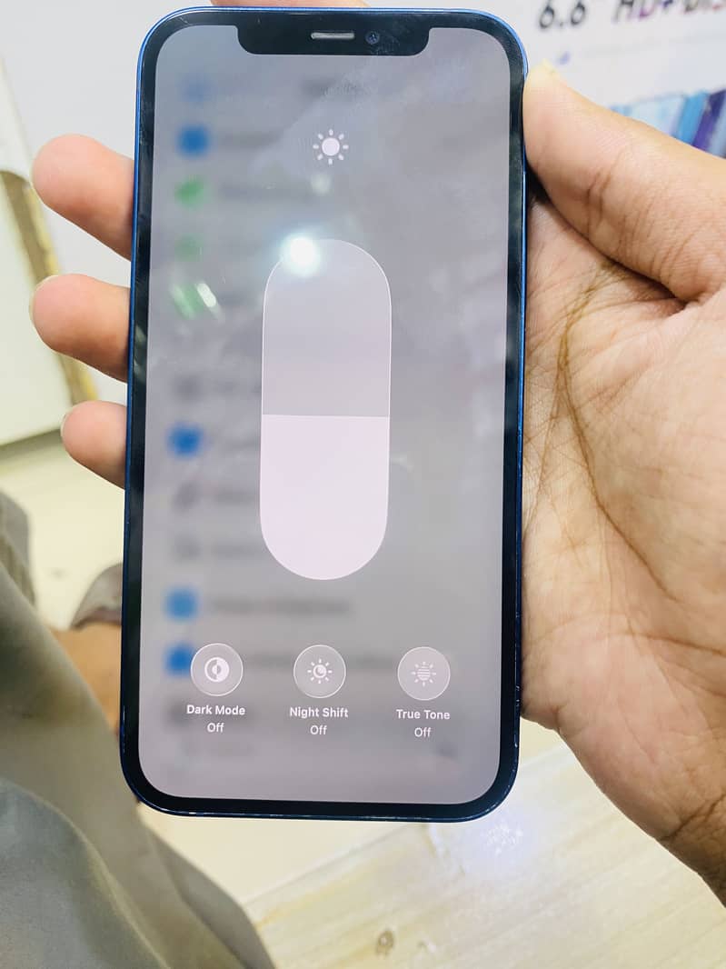 Apple iPhone 12 3