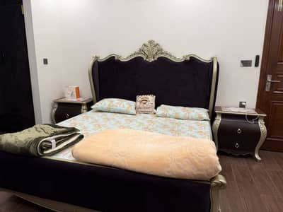 Bedset with curtain and sity
