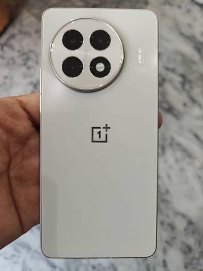 One Plus 13R